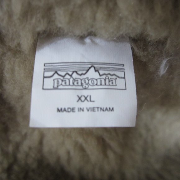 Patagonia XXL NEW Reversible Silent Down Jacket - Picture 8 of 12